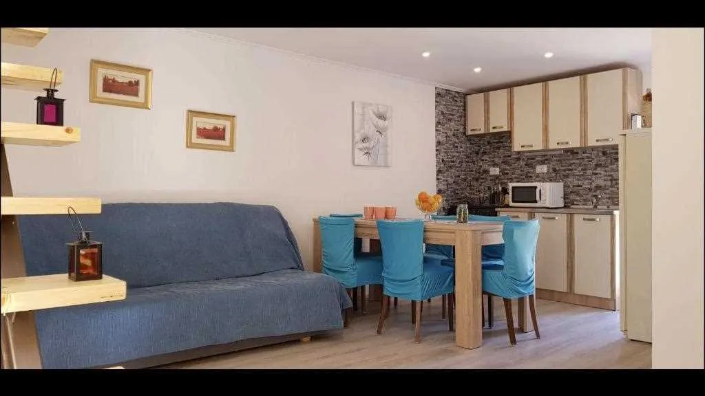 Country House in Prožura for Up to 5 Guests