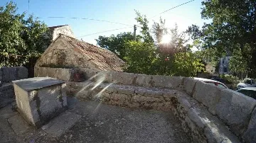 Country House in Prožura for Up to 5 Guests