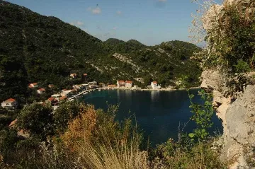 2-Bedroom Apartment with Sea-View Balcony in Prožura