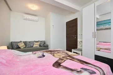 1-Bedroom Apartment in Prožura, Croatia (Sleeps 4)