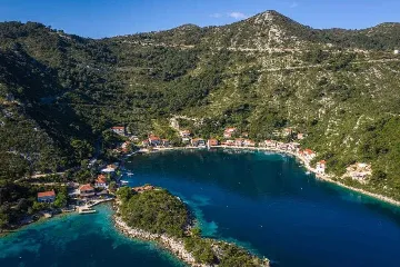 Prožura Duplex Apartment with Sea-View Balcony