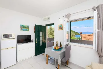 Prožura 1-Bedroom Apartment for 2 Guests