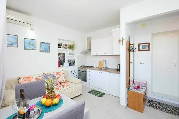 Prožura 1-Bedroom Apartment for 2 Guests