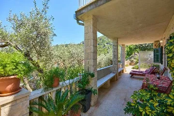 Prožura 1-Bedroom Apartment for 2 Guests