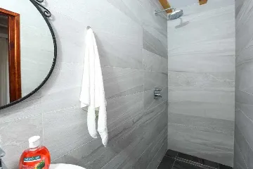 3-Bedroom Apartment in Prožura for 6 Guests