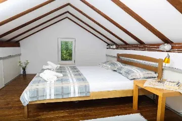 3-Bedroom Apartment in Prožura for 6 Guests