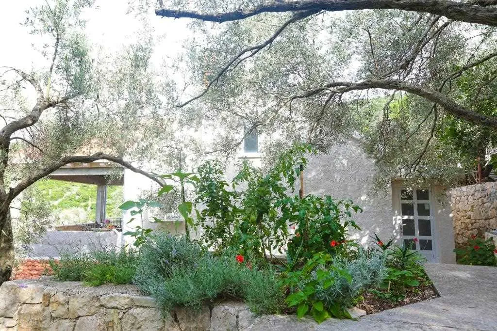 3-Bedroom Apartment in Prožura for 6 Guests