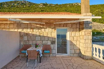 Maranovići 1-Bedroom Apartment for Up to 3 Guests