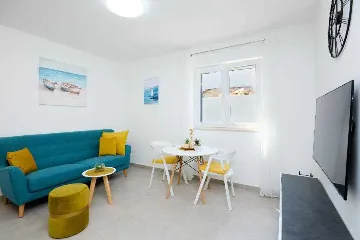 1-Bedroom Apartment in Okuklje for 2 Guests