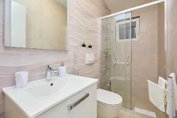 1-Bedroom Apartment in Okuklje for 2 Guests