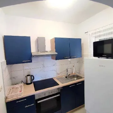 2-Bedroom Apartment for 4 in Babino Polje