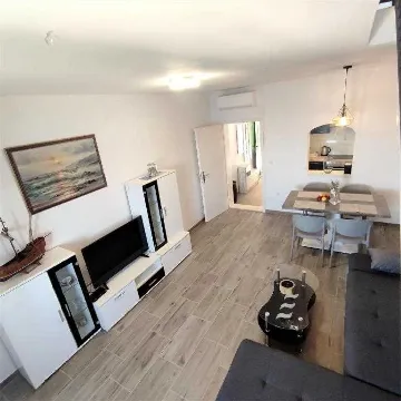 2-Bedroom Apartment for 4 in Babino Polje