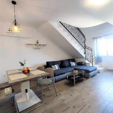 2-Bedroom Apartment for 4 in Babino Polje