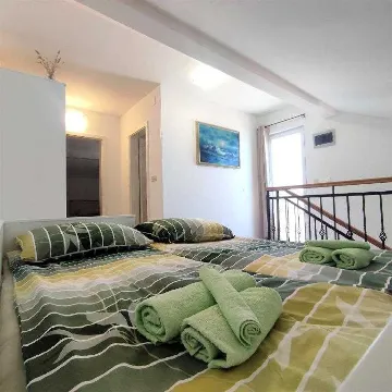 2-Bedroom Apartment for 4 in Babino Polje
