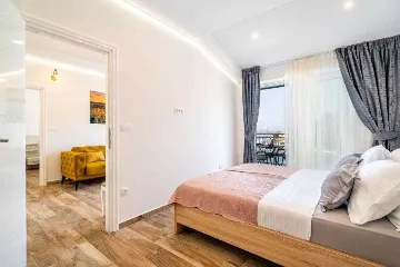 Pomena Apartment with Private Jacuzzi and Sea View