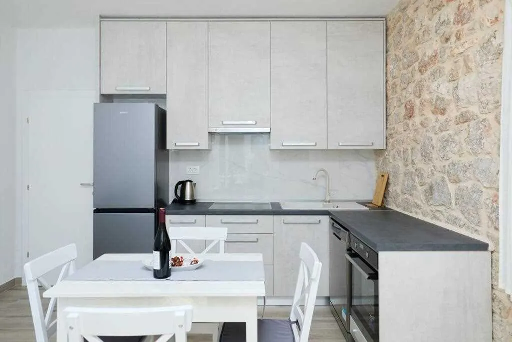 Apartment with Sea-View Balcony in Babino Polje