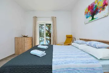 Apartment with Sea-View Balcony in Babino Polje