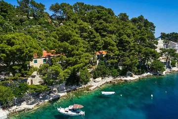 Apartment with Sea-View Balcony in Babino Polje