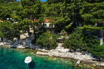 Apartment with Sea-View Balcony in Babino Polje