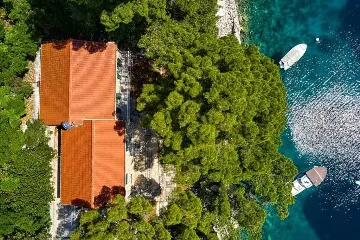 Apartment with Sea-View Balcony in Babino Polje