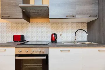 3-Bedroom Apartment in Prožura with Sea-View Terrace