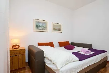 3-Bedroom Apartment in Prožura with Sea-View Terrace