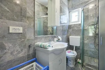 3-Bedroom Apartment in Prožura with Sea-View Terrace