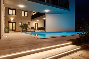 6-Bedroom Villa with Heated Pool in Dugi Rat