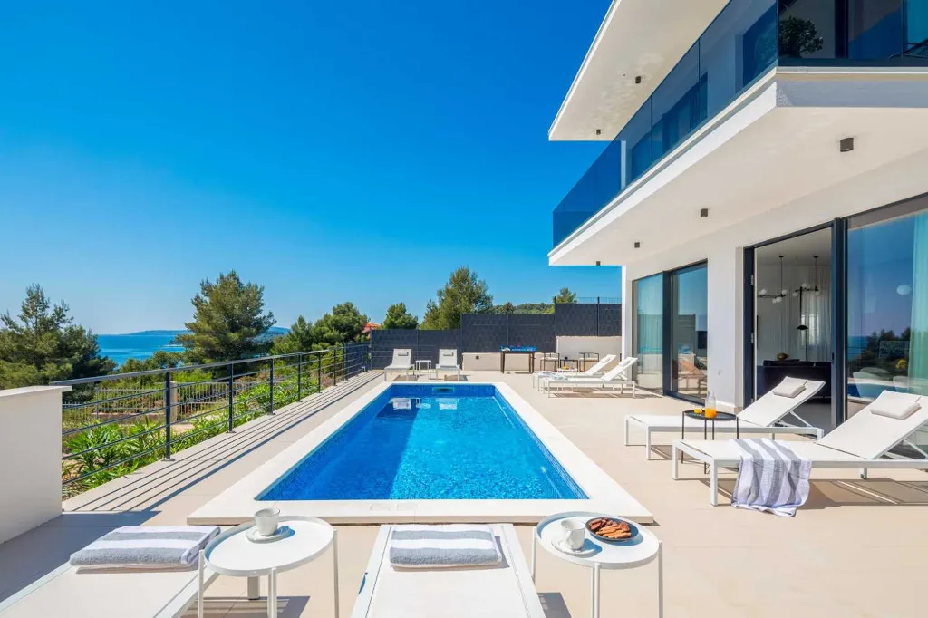 Okrug Gornji Villa with Private Pool & Jacuzzi