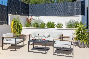 Okrug Gornji Villa with Private Pool & Jacuzzi