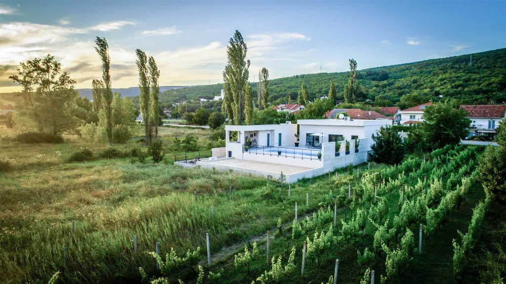 3-Bedroom Villa with Private Heated Pool, Imotski