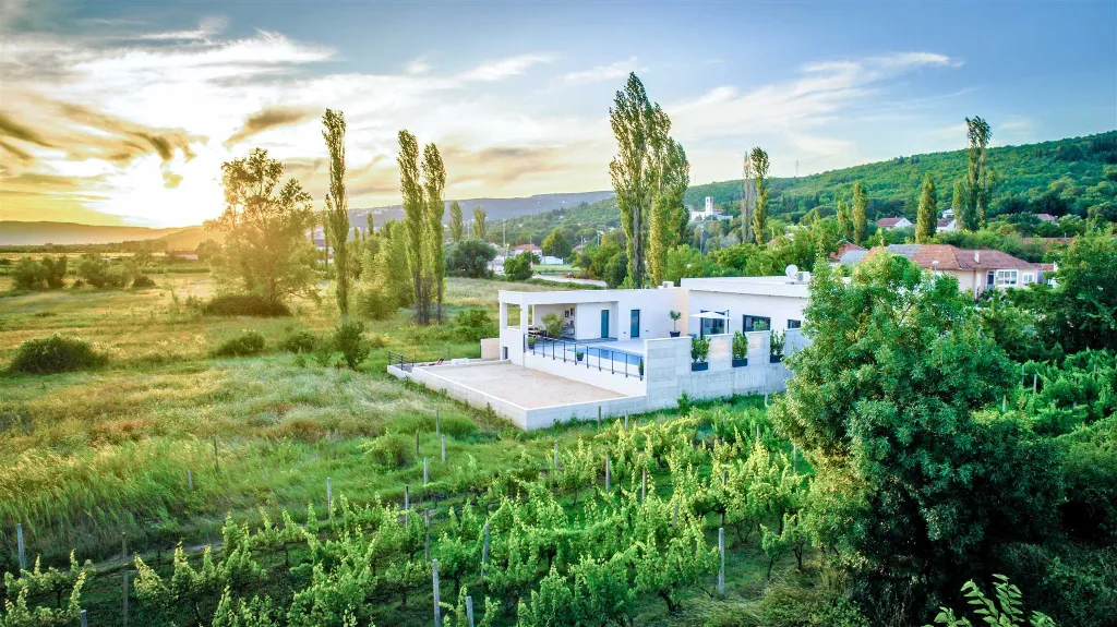 3-Bedroom Villa with Private Heated Pool, Imotski