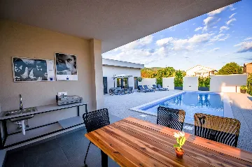 3-Bedroom Villa with Private Heated Pool, Imotski