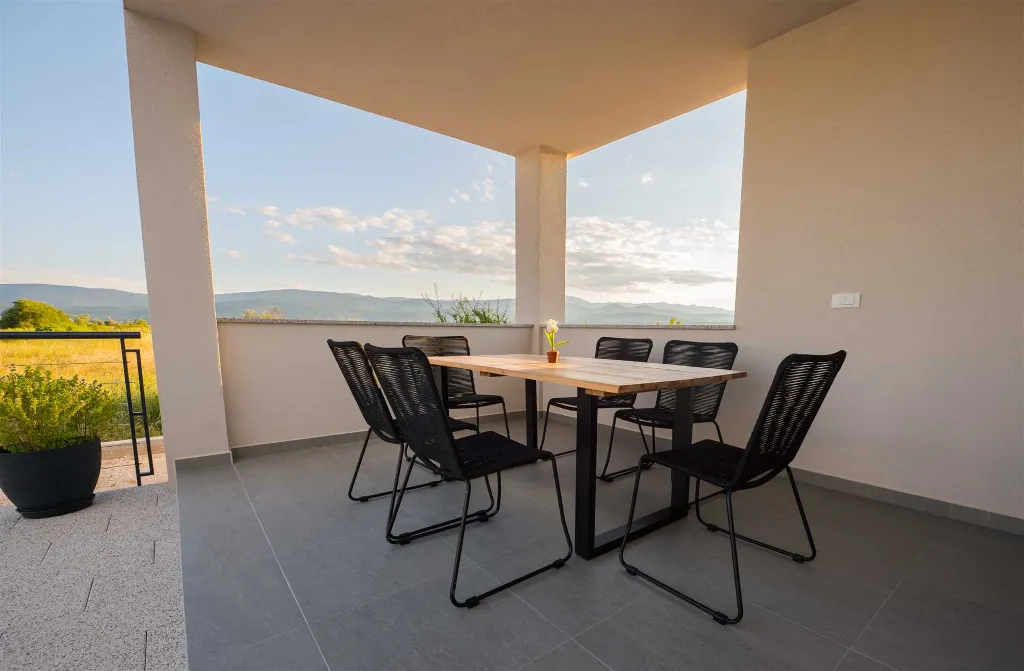 3-Bedroom Villa with Private Heated Pool, Imotski