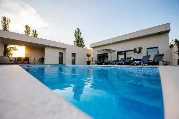 3-Bedroom Villa with Private Heated Pool, Imotski