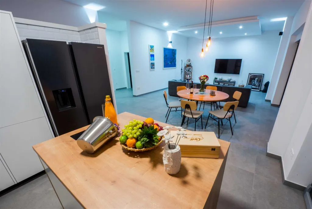3-Bedroom Villa with Private Heated Pool, Imotski