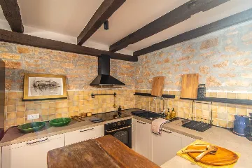 4-Bedroom Villa in Sveti Lovreč with Private Pool