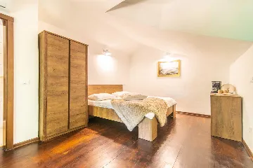 4-Bedroom Villa in Sveti Lovreč with Private Pool