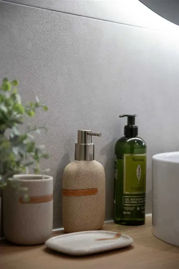 4-Bedroom Villa with Heated Pool in Splitska