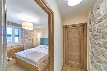 Jesenice 6-Bedroom Villa for 12 Guests