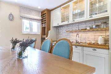 Jesenice 6-Bedroom Villa for 12 Guests