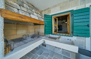 Jesenice 6-Bedroom Villa for 12 Guests