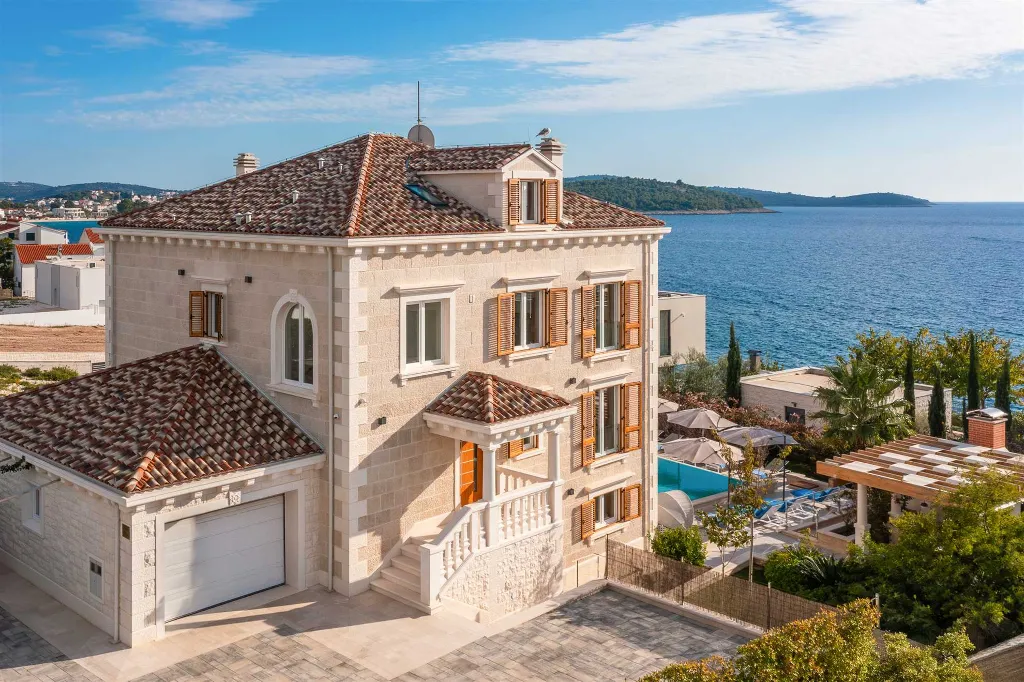 Rogoznica 5-Bedroom Villa with Heated Pool