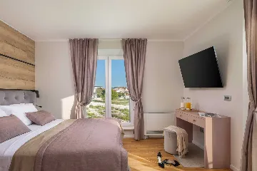 Rogoznica 5-Bedroom Villa with Heated Pool