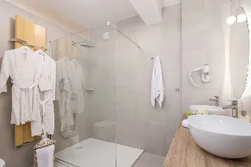 Rogoznica 5-Bedroom Villa with Heated Pool