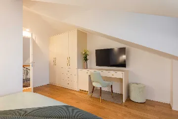 Rogoznica 5-Bedroom Villa with Heated Pool