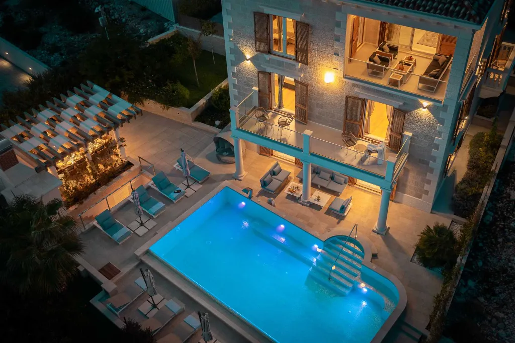 Rogoznica 5-Bedroom Villa with Heated Pool