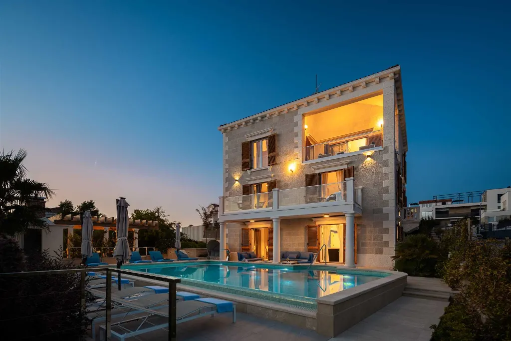 Rogoznica 5-Bedroom Villa with Heated Pool