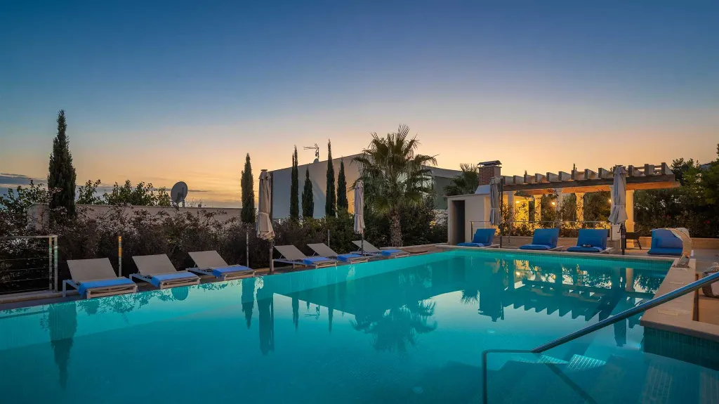 Rogoznica 5-Bedroom Villa with Heated Pool