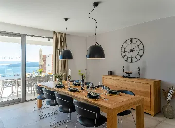 4-Bedroom Villa in Baška Voda for Up to 8 Guests